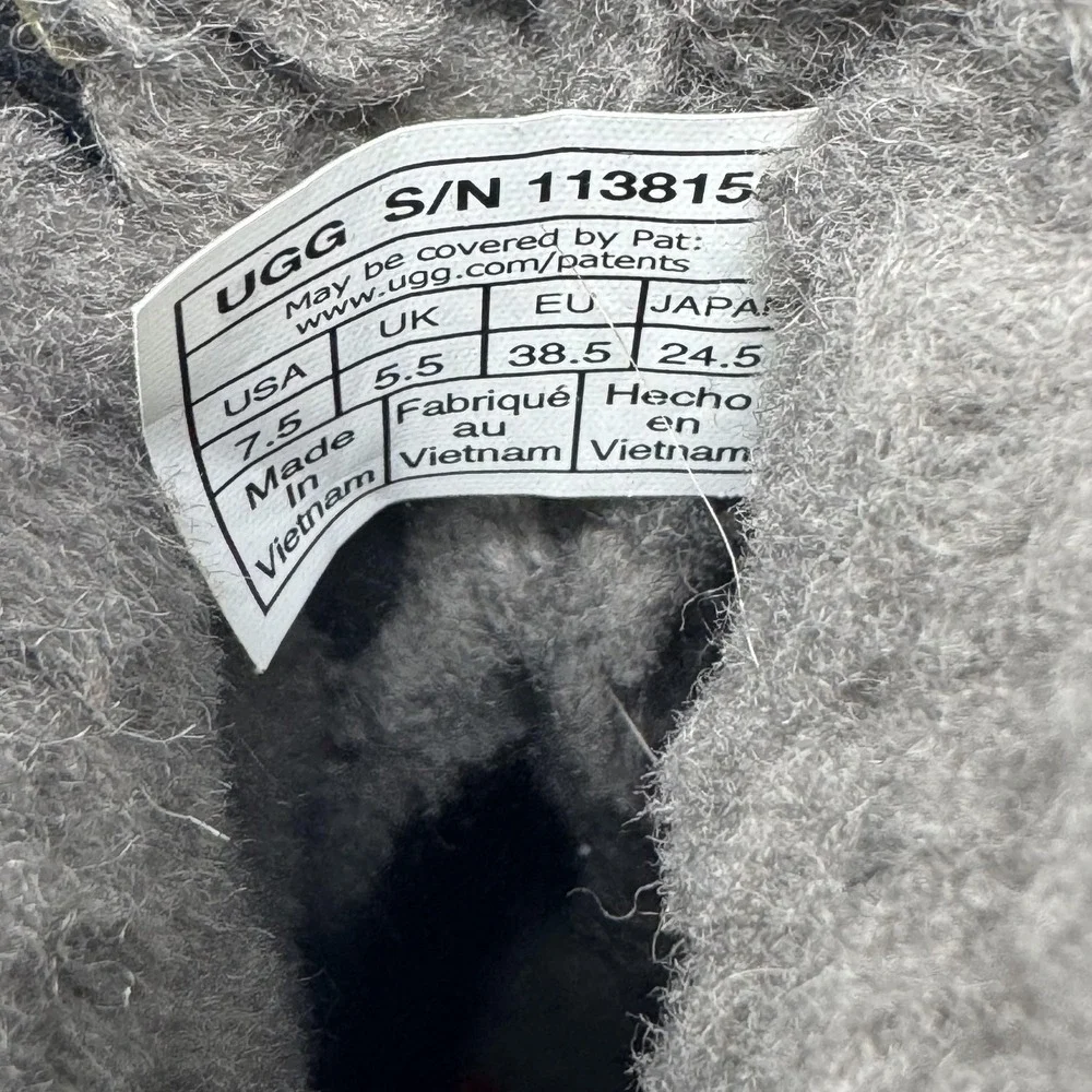 UGG Adirondack III Women's Black Waterproof Winter Snow Boots Size 7.5 Shearling - Picture 7 of 12